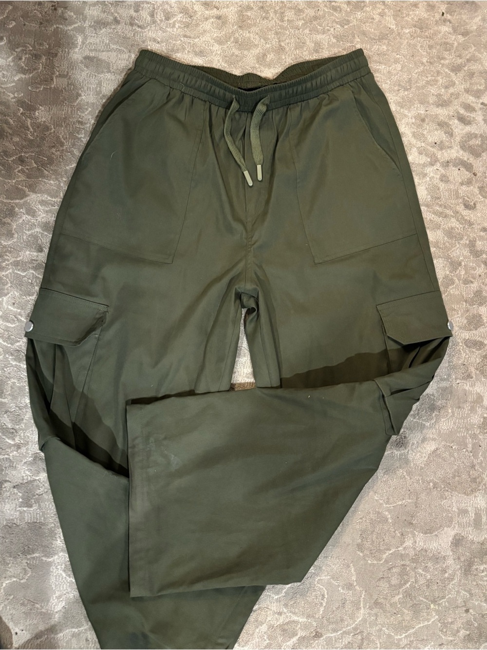 Zaful Olive Green Cargo Jogger Pants with elastic waist men’s size medium